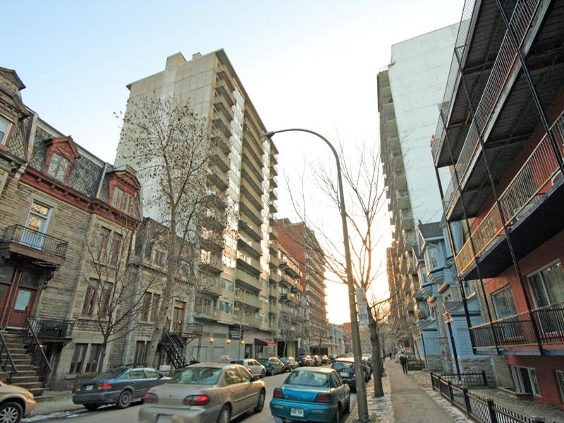1 bedroom Apartments for rent in Montreal (Downtown) at Le Barcelona - Photo 02 - RentQuebecApartments – L6052