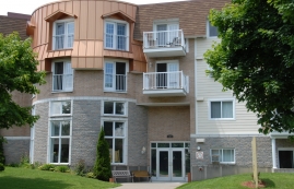 3 bedroom Apartments for rent in Chateauguay at Place Primeau - Photo 01 - RentQuebecApartments – L4459