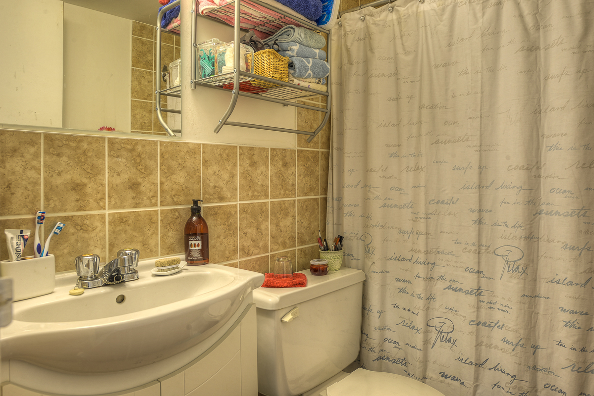 2 bedroom Apartments for rent in Montreal (Downtown) at Place du Cercle - Photo 02 - RentQuebecApartments – L1150