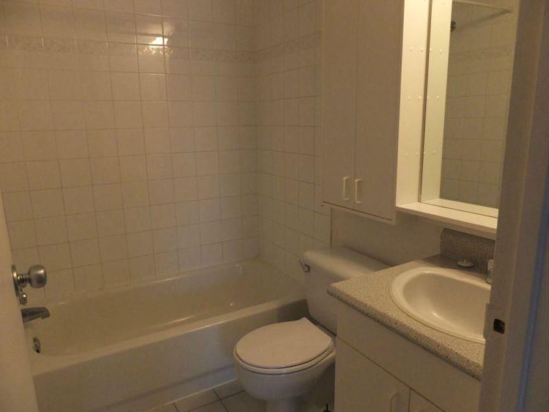 3 bedroom Apartments for rent in Saint-Bruno-de-Montarville at Chateau St-Bruno - Photo 01 - RentQuebecApartments – L9585