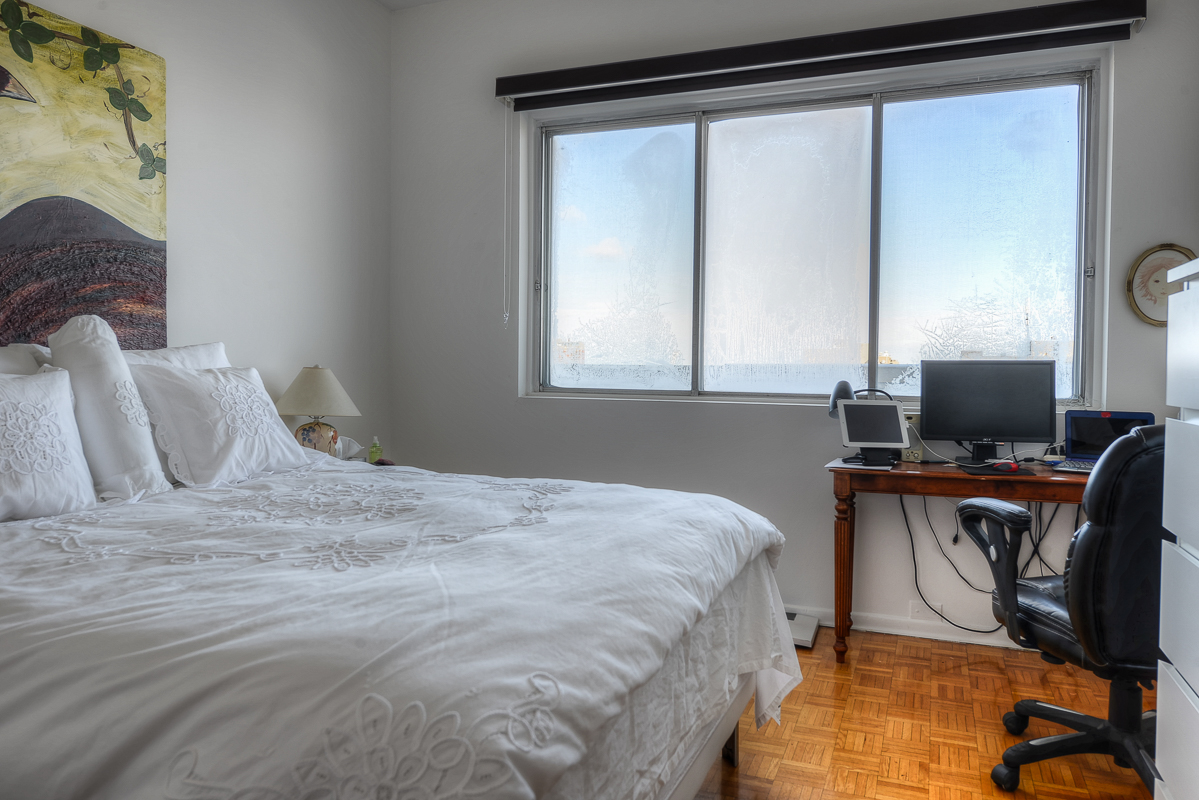2 bedroom Apartments for rent in Montreal (Downtown) at Place du Cercle - Photo 03 - RentQuebecApartments – L1150