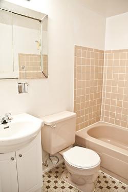 1 bedroom Apartments for rent in Ville-Lasalle at Orchidee Lasalle - Photo 03 - RentQuebecApartments – L8003
