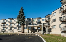 1 bedroom Apartments for rent in Pierrefonds-Roxboro at Place Riviera - Photo 01 - RentQuebecApartments – L35788