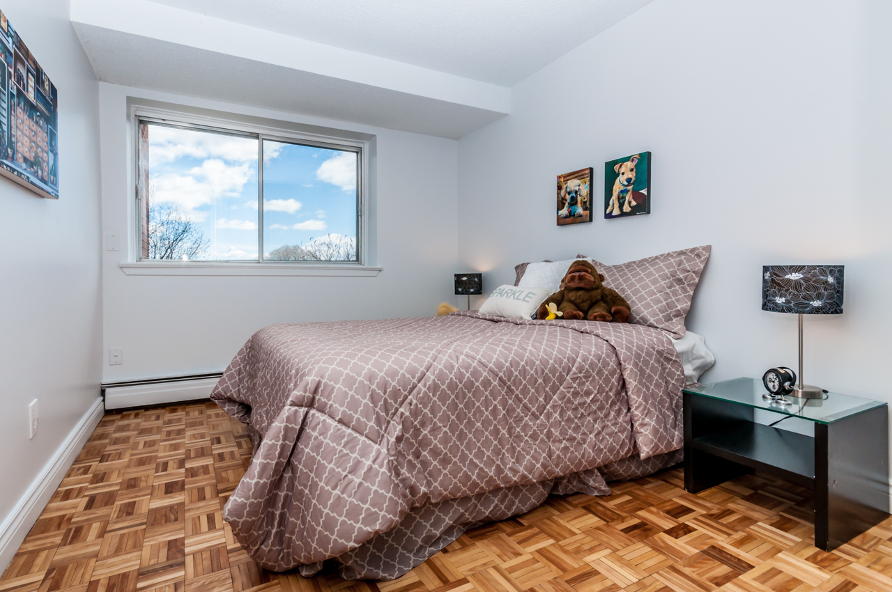 2 bedroom Apartments for rent in Gatineau-Hull at Place Charles Albanel - Photo 03 - RentQuebecApartments – L8896