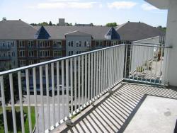 1 bedroom Apartments for rent in Cote-St-Luc at Pavillon Highrise - Photo 04 - RentQuebecApartments – L5786
