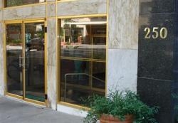 4 bedroom Apartments for rent in Westmount at Westmount Manor - Photo 01 - RentQuebecApartments – L690