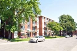3 bedroom Apartments for rent in Beauport at Charleroi - Photo 01 - RentQuebecApartments – L7100
