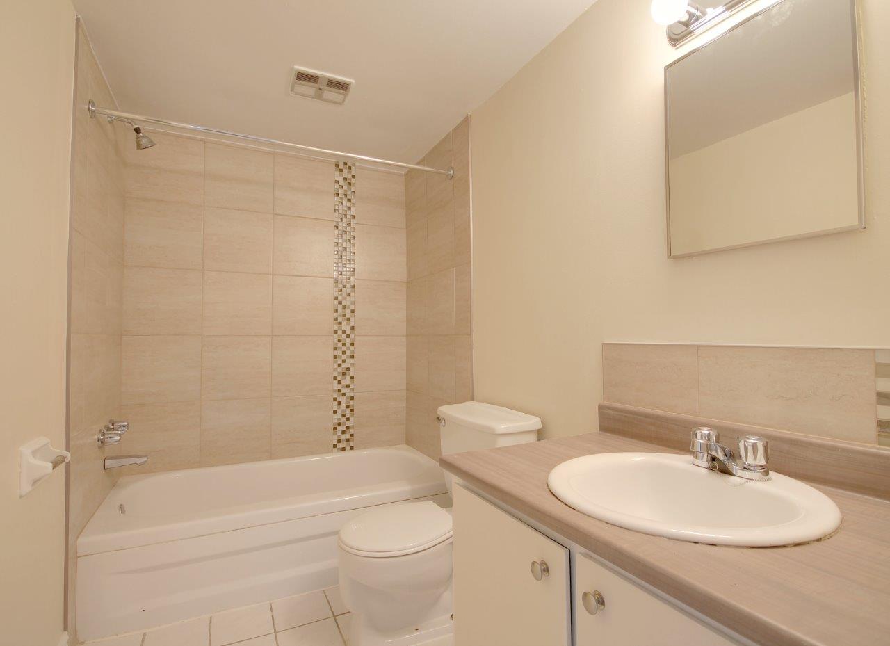 2 bedroom Apartments for rent in Pierrefonds-Roxboro at Le Palais Pierrefonds - Photo 05 - RentQuebecApartments – L179181