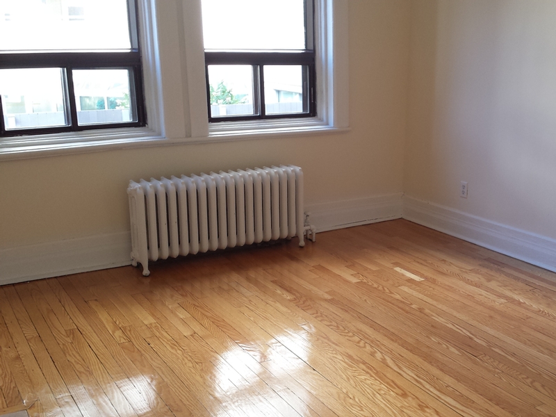 Studio / Bachelor Apartments for rent in Montreal (Downtown) at Les appartements de la Montagne - Photo 03 - RentQuebecApartments – L168587