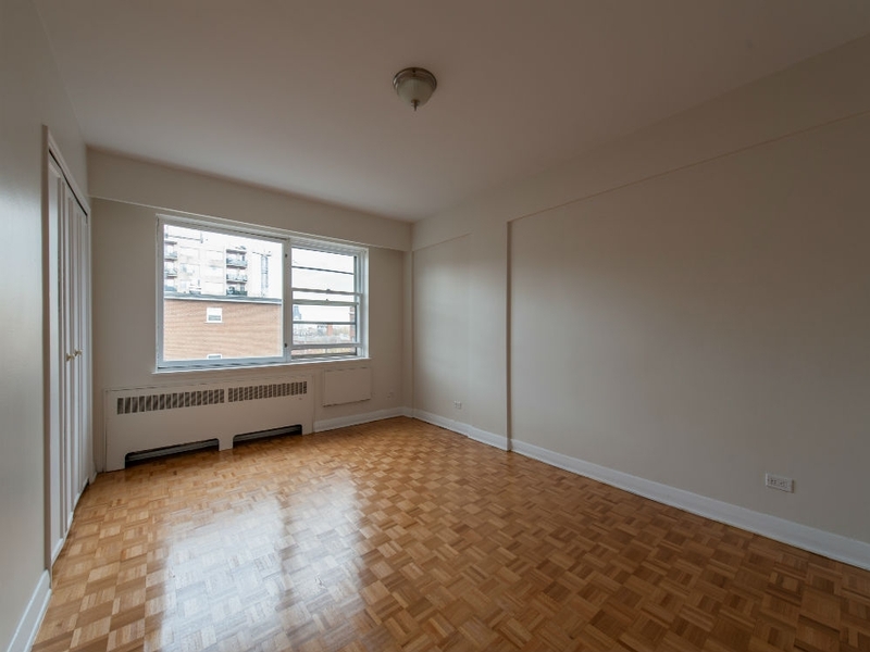 2 bedroom Apartments for rent in Westmount at Metcalfe - Photo 04 - RentQuebecApartments – L168608