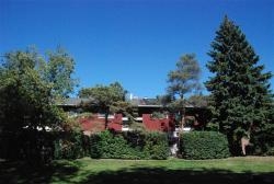 2 bedroom Townhouses for rent in Pointe-Claire at Somervale Gardens - Photo 01 - RentQuebecApartments – L7976