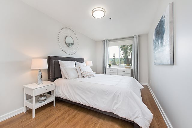 2 bedroom 55+ Apartments for rent in Pointe-Claire at LEsterel - Photo 08 - RentQuebecApartments – L342504