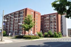 2 bedroom Apartments for rent in La Cite-Limoilou at Place Sainte-Odile - Photo 01 - RentQuebecApartments – L7128