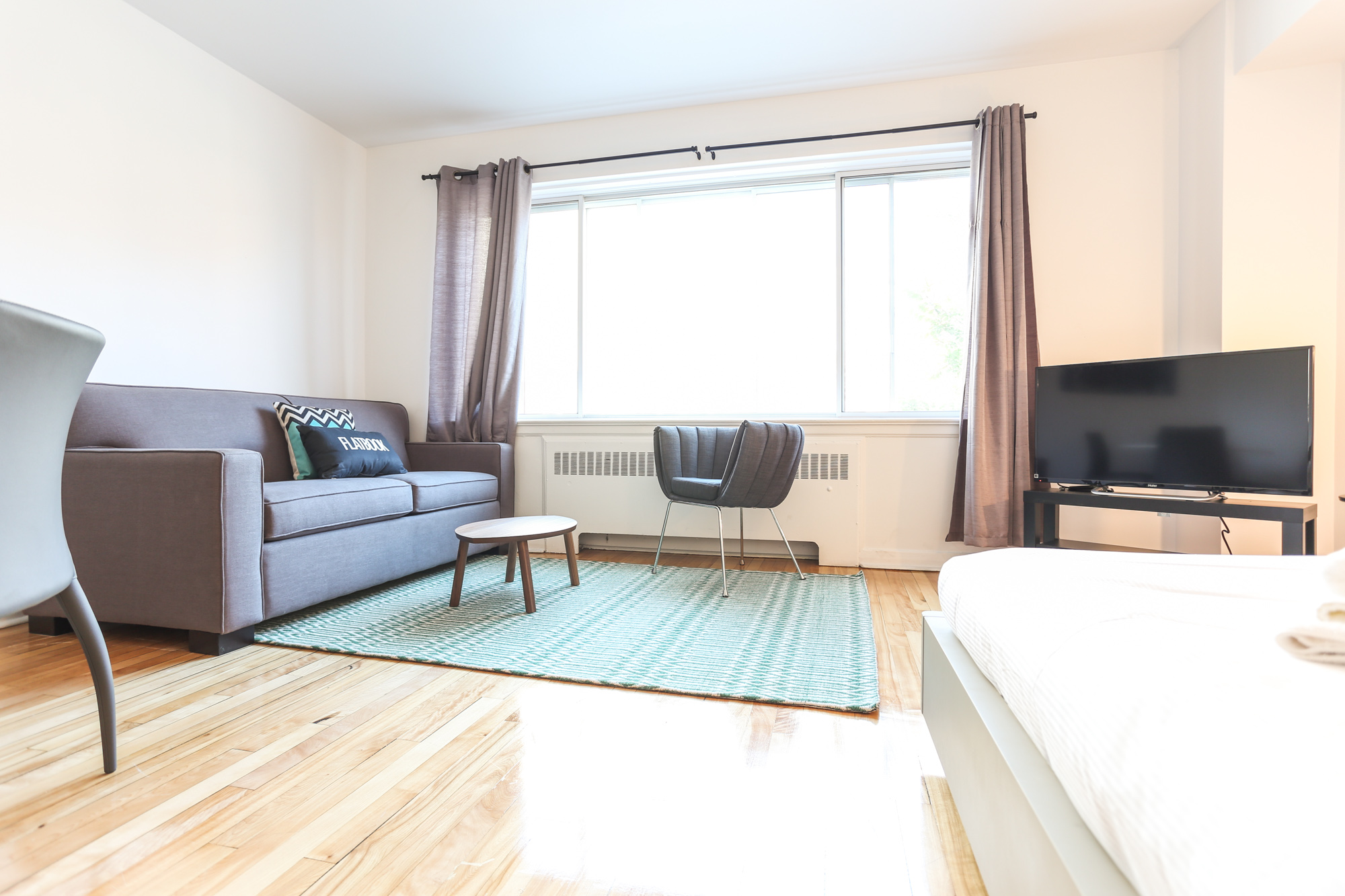Studio / Bachelor Apartments for rent in Montreal (Downtown) at 1420 St Mathieu - Photo 10 - RentQuebecApartments – L1748