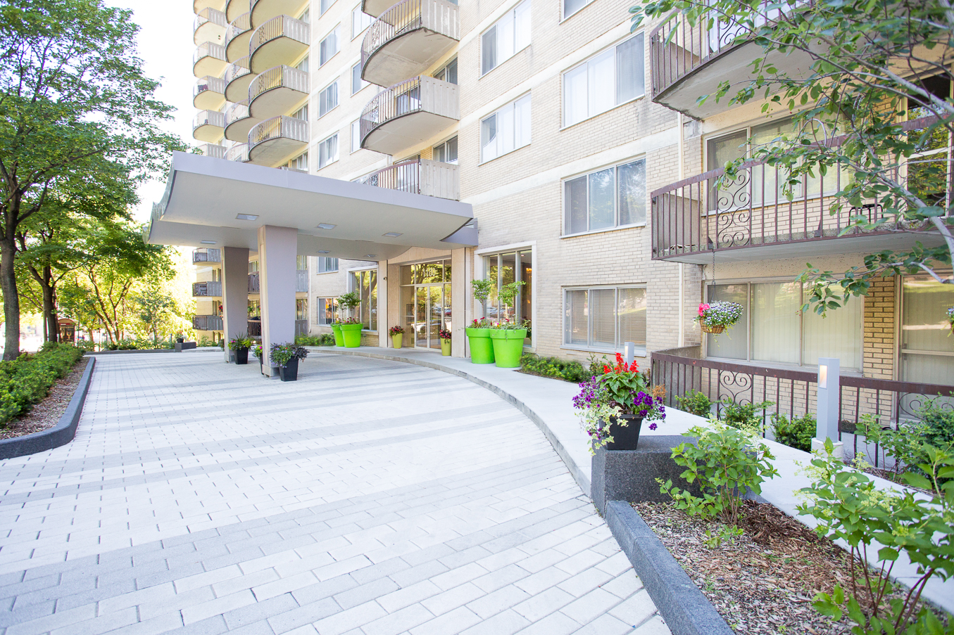 2 bedroom Apartments for rent in Montreal at Luna - Photo 08 - RentQuebecApartments – L4943