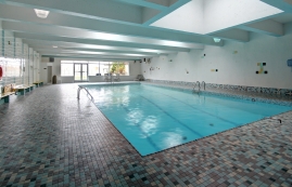 2 bedroom Apartments for rent in Pointe-Claire at Lakeshore Towers - Photo 01 - RentQuebecApartments – L147174