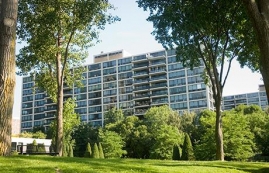 1 bedroom Apartments for rent in Nuns' Island at Hi-Rise 3 - Photo 01 - RentQuebecApartments – L144877