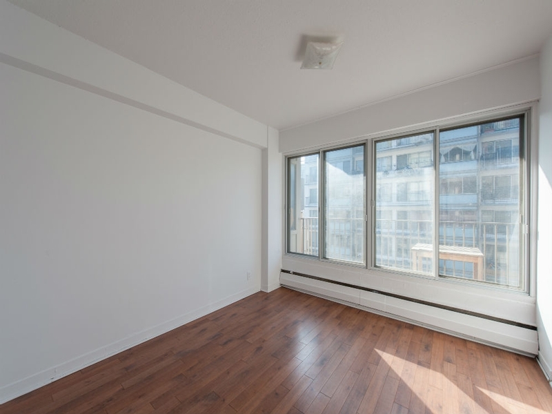 1 bedroom Apartments for rent in Montreal (Downtown) at Le Barcelona - Photo 07 - RentQuebecApartments – L6052