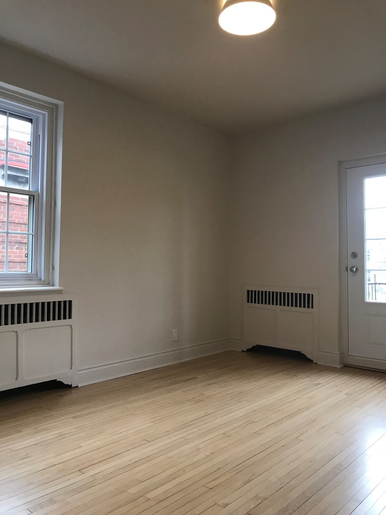 2 bedroom Apartments for rent in Hampstead at 1-2 Ellerdale - Photo 09 - RentQuebecApartments – L9523