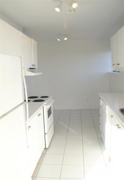 2 bedroom Apartments for rent in Cote-St-Luc at 5150 MacDonald - Photo 04 - RentQuebecApartments – L941