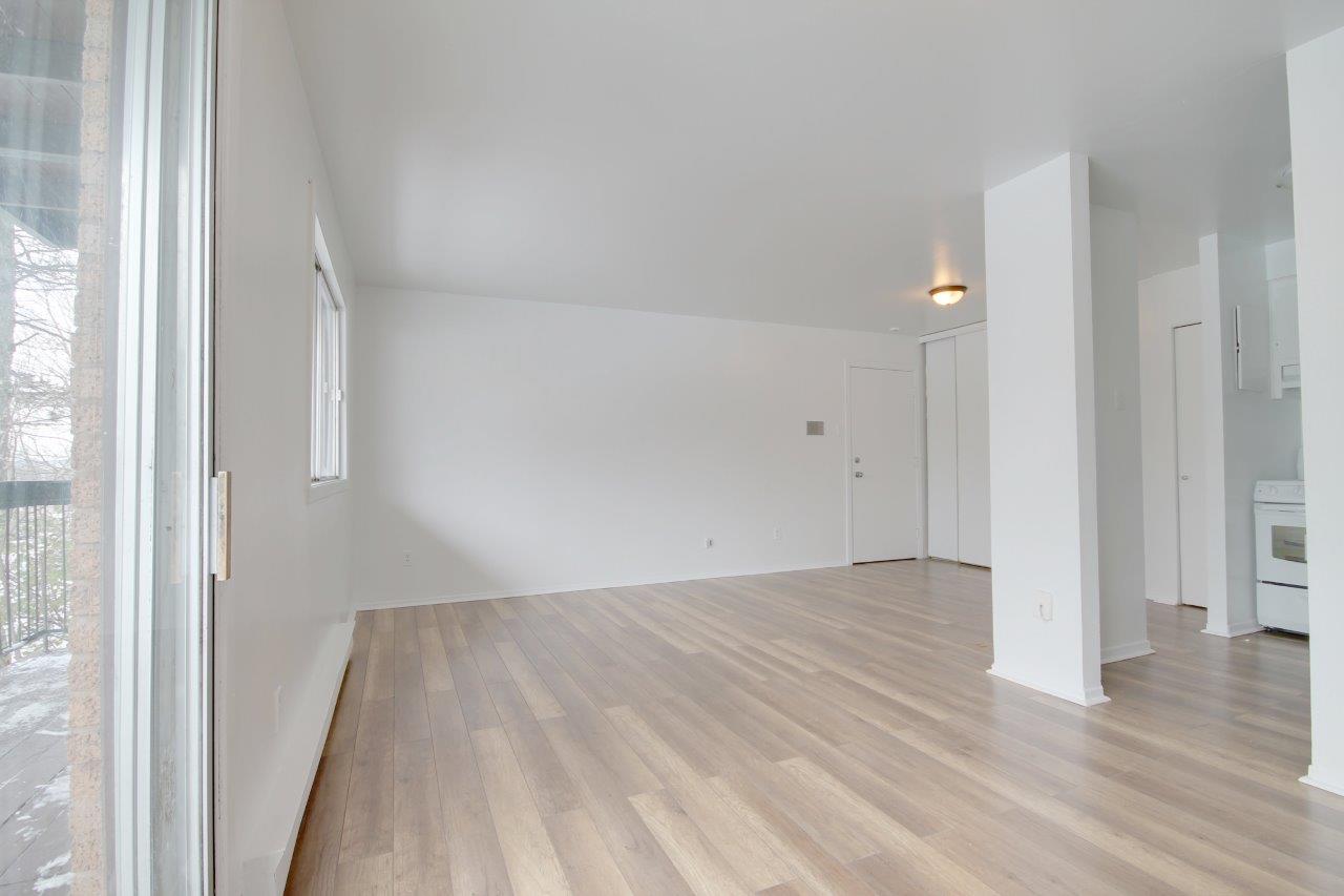 2 bedroom Apartments for rent in Pierrefonds-Roxboro at Le Palais Pierrefonds - Photo 11 - RentQuebecApartments – L179181