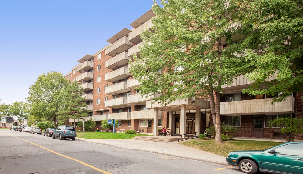 2 bedroom Apartments for rent in Kirkland at Promenade Canvin - Photo 04 - RentQuebecApartments – L9541