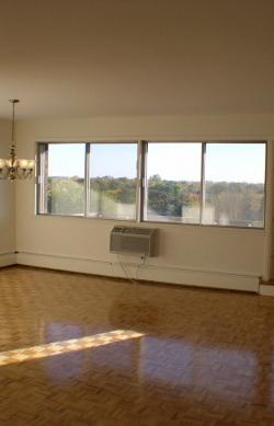 2 bedroom Apartments for rent in Cote-St-Luc at 5150 MacDonald - Photo 05 - RentQuebecApartments – L941