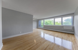 3 bedroom Apartments for rent in Cote-St-Luc at 5765 Cote St-Luc - Photo 01 - RentQuebecApartments – L401534