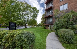 1 bedroom Apartments for rent in Notre-Dame-de-Grace at 6325 Somerled - Photo 01 - RentQuebecApartments – L401538