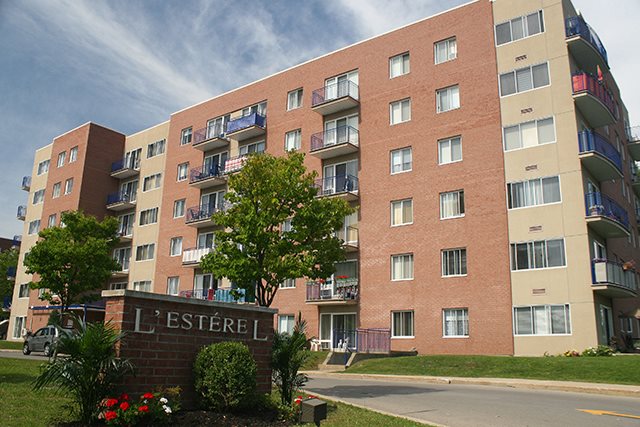 1 bedroom 55+ Apartments for rent in Pointe-Claire at LEsterel - Photo 06 - RentQuebecApartments – L21074