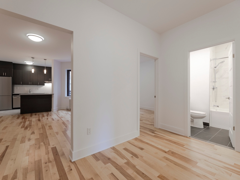 4 bedroom Apartments for rent in Montreal (Downtown) at De la Montagne - Photo 05 - RentQuebecApartments – L412885