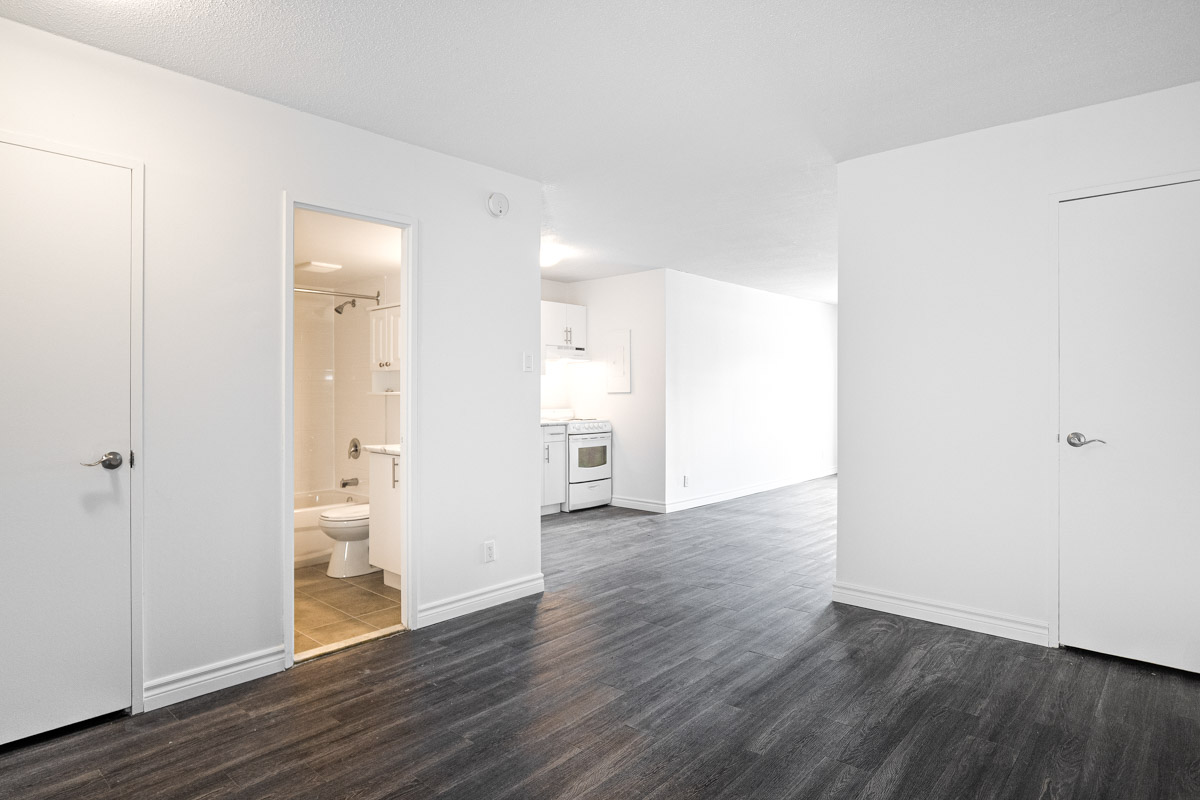 Studio / Bachelor Apartments for rent in Montreal (Downtown) at Tadoussac - Photo 06 - RentQuebecApartments – L412177