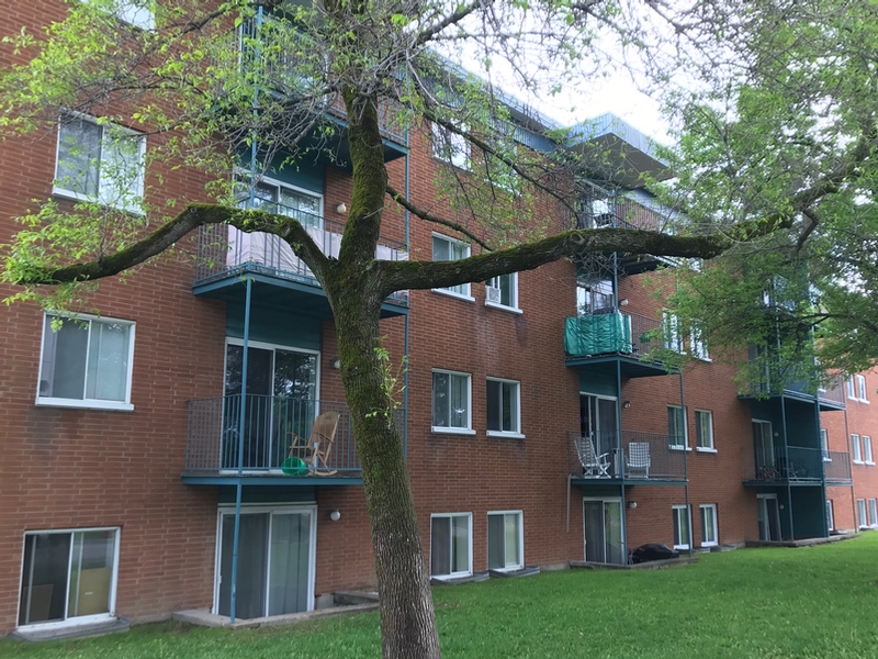 5 bedroom Apartments for rent in Quebec City at Père Lelièvre - Photo 01 - RentQuebecApartments – L412878