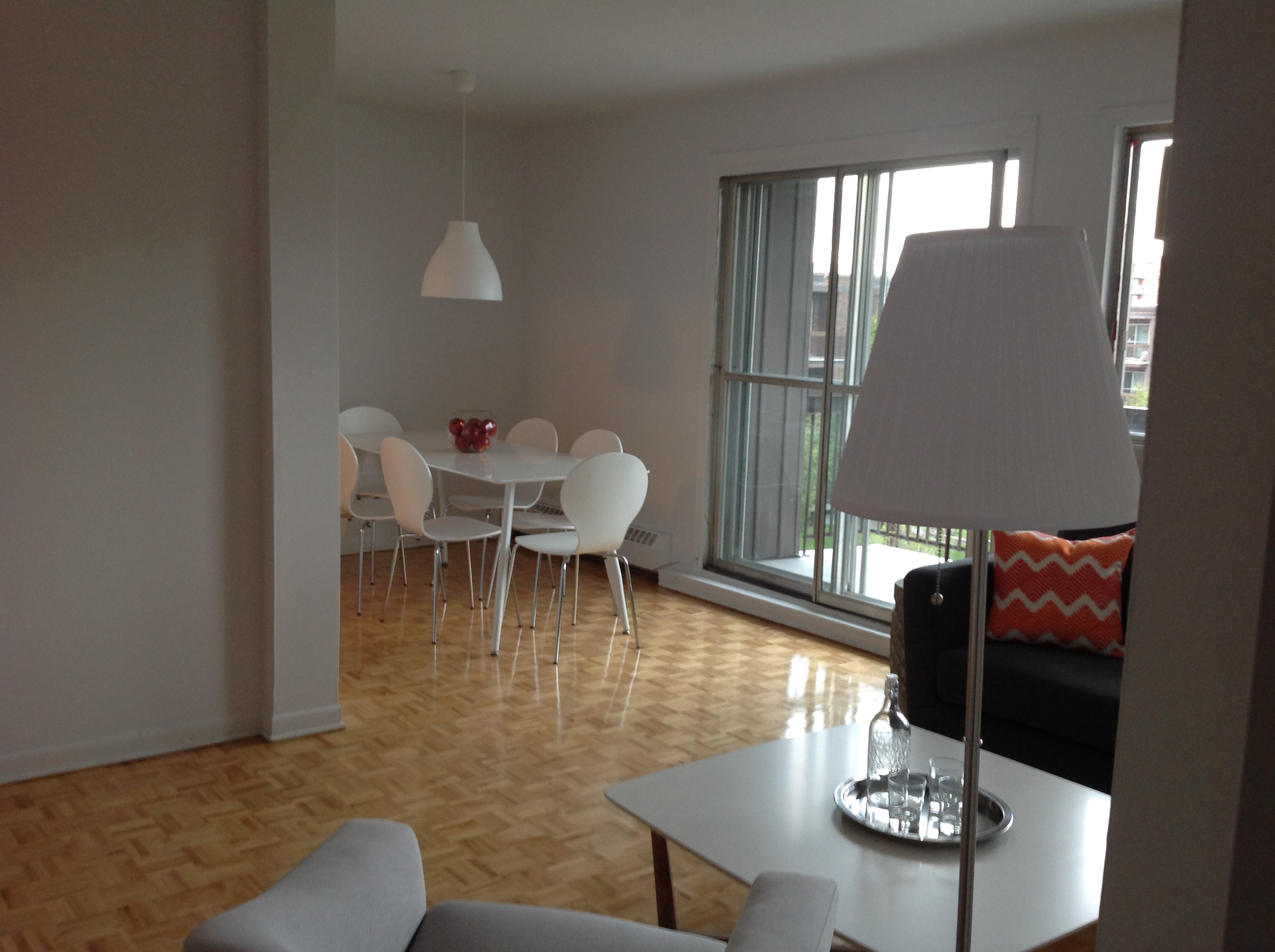 2 bedroom Apartments for rent in Dollard-des-Ormeaux at Place Fairview - Photo 01 - RentQuebecApartments – L404490