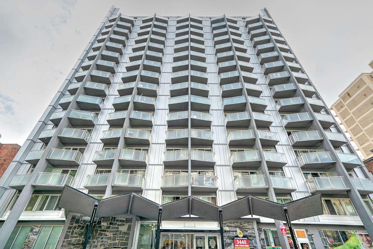 2 bedroom Apartments for rent in Montreal (Downtown) at Terrasses Embassy - Photo 01 - RentQuebecApartments – L417257