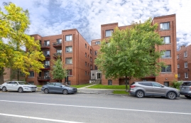 3 bedroom Apartments for rent in Cote-des-Neiges at 5000 Clanranald - Photo 01 - RentQuebecApartments – L401549