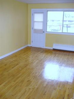 1 bedroom Apartments for rent in St. Leonard at Parkview Realties - Photo 05 - RentQuebecApartments – L641