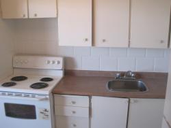 2 bedroom Apartments for rent in Cote-St-Luc at Pavillon Highrise - Photo 01 - RentQuebecApartments – L5787