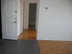 2 bedroom Apartments for rent in Cote-St-Luc at Pavillon Highrise - Photo 08 - RentQuebecApartments – L5787