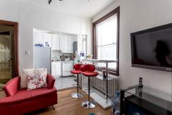 furnished 1 bedroom Apartments for rent in Cote-des-Neiges at 2219-2229 Edouard-Montpetit - Photo 06 - RentQuebecApartments – L2098