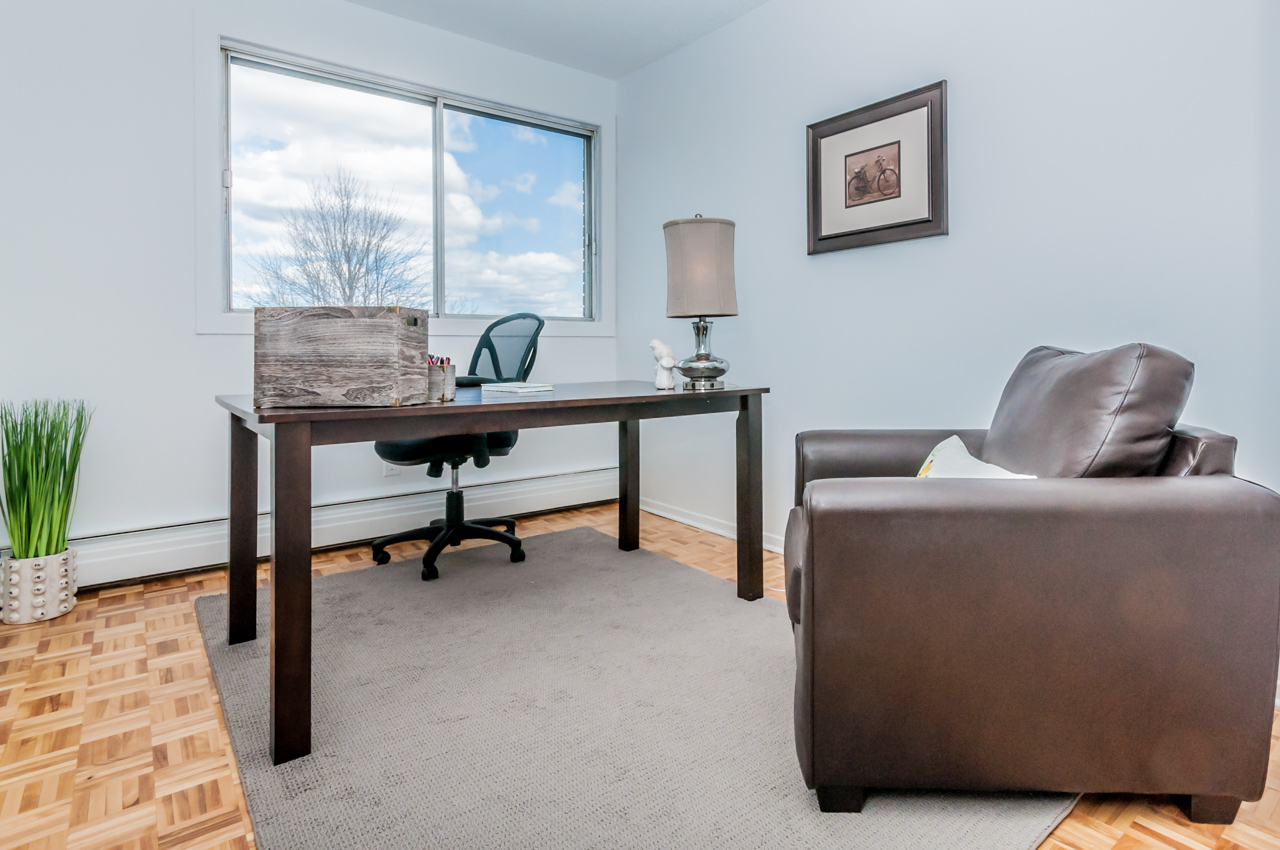 3 bedroom Apartments for rent in Gatineau-Hull at Place Charles Albanel - Photo 02 - RentQuebecApartments – L8897