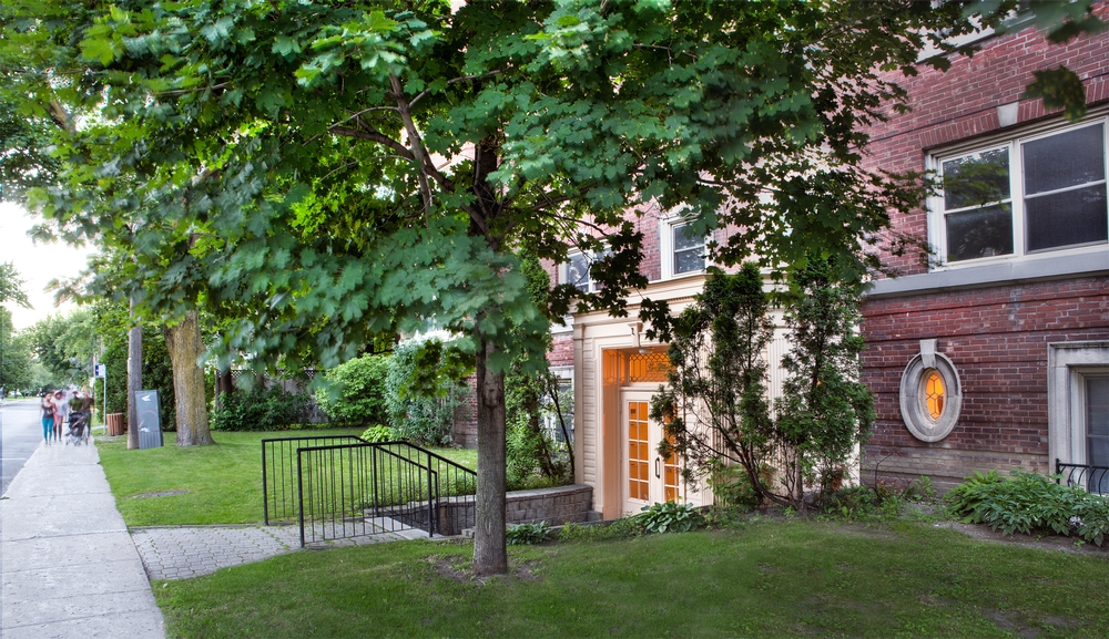 1 bedroom Apartments for rent in Hampstead at 1-2 Ellerdale - Photo 04 - RentQuebecApartments – L9522
