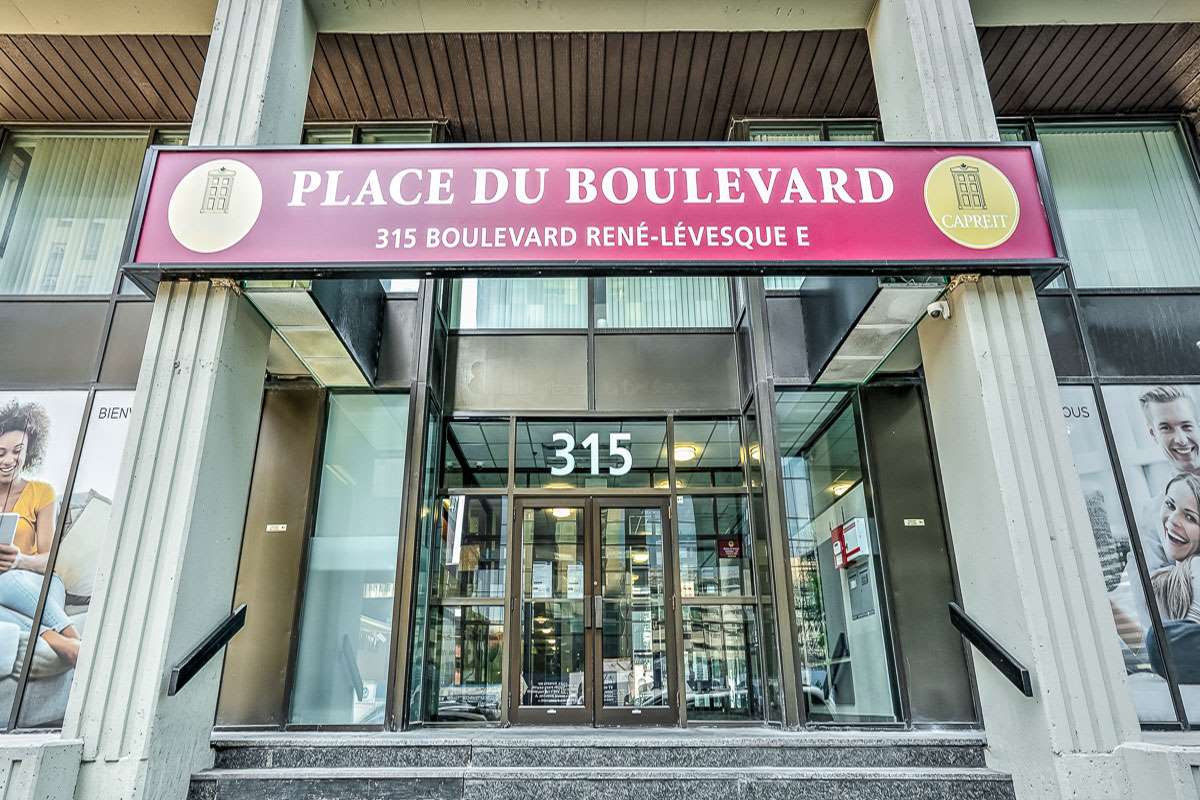 Junior 1 bedroom Apartments for rent in Montreal (Downtown) at Place du Boulevard - Photo 06 - RentQuebecApartments – L417139